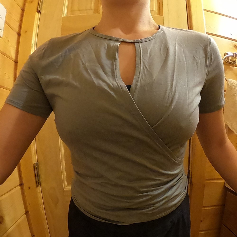 Lululemon T-shirt
